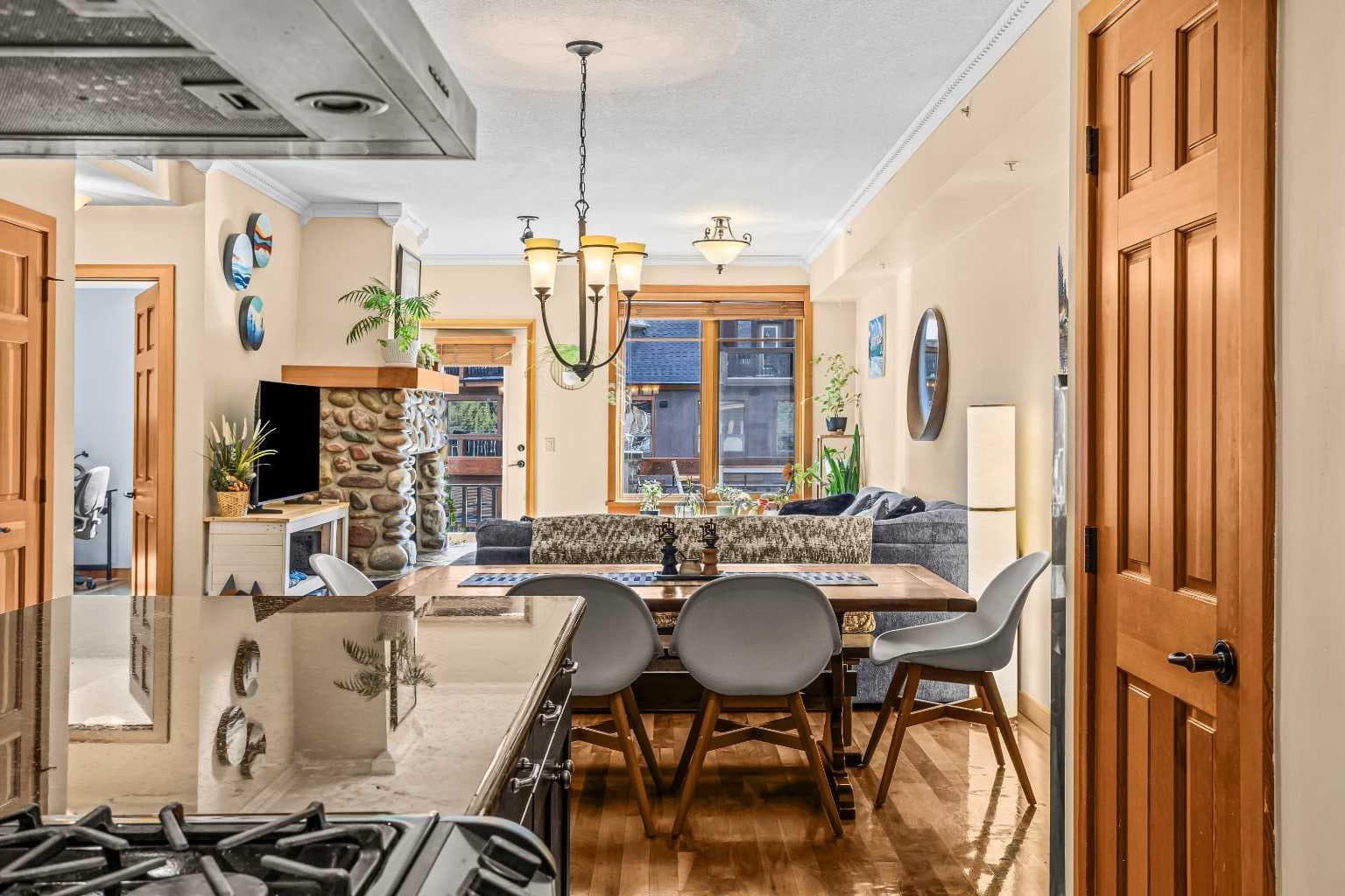 302, 505 Spring Creek Drive 