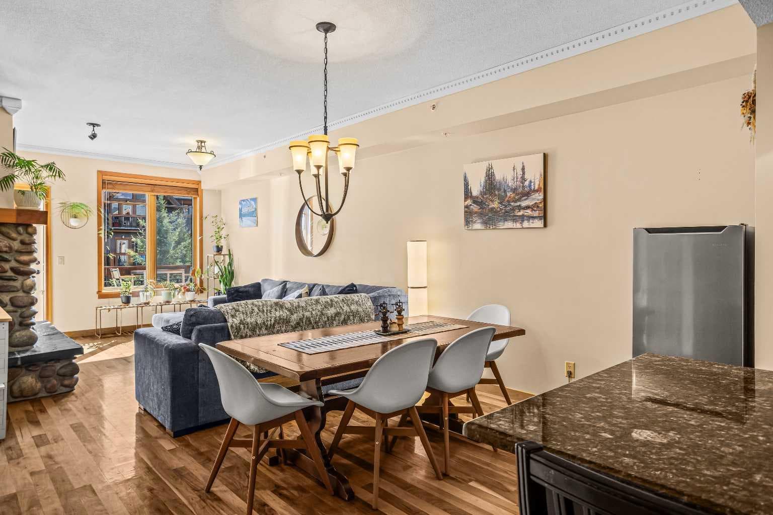 302, 505 Spring Creek Drive 
