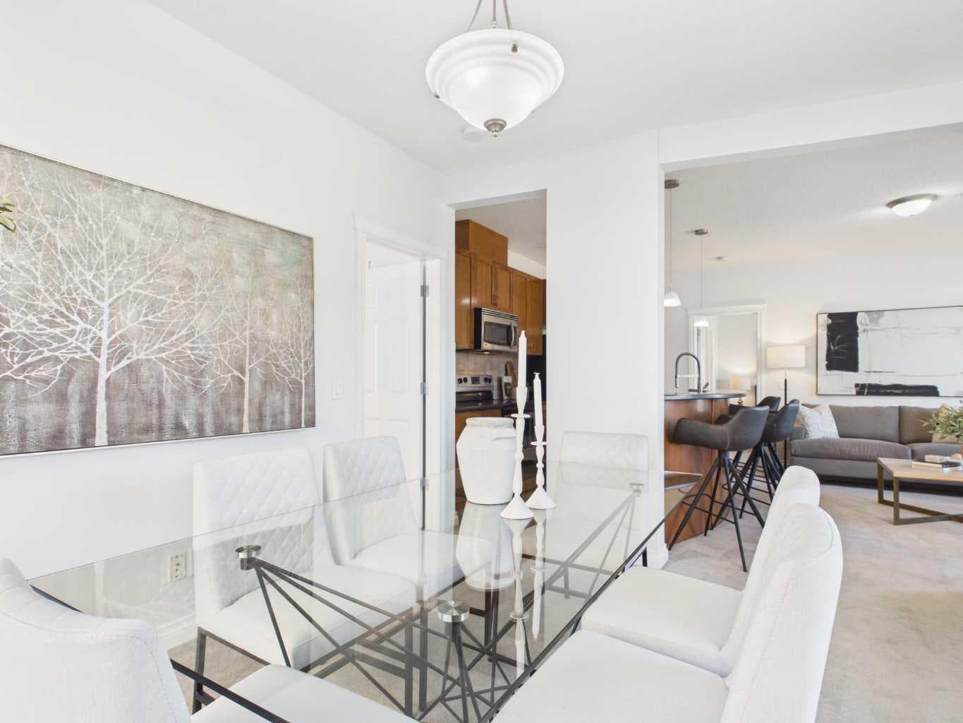 204, 2 hemlock Crescent SW