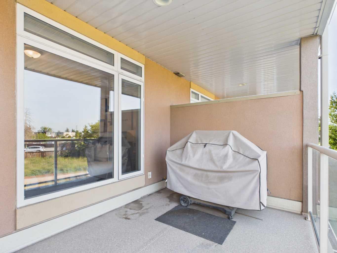 204, 2 hemlock Crescent SW