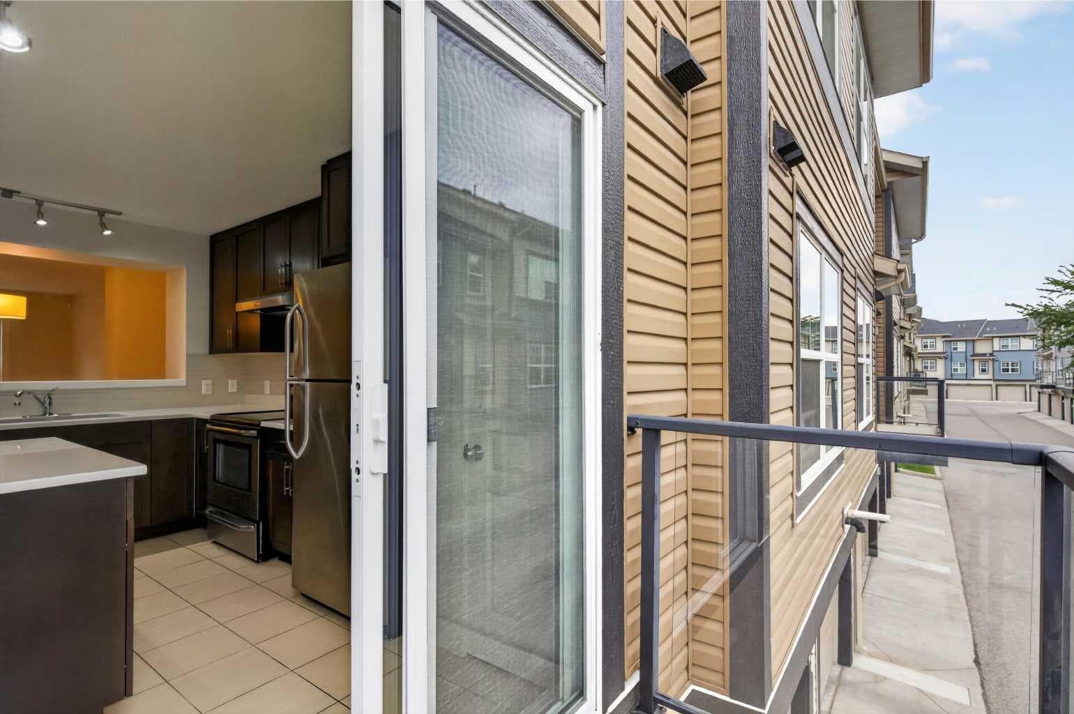 1106 Mckenzie Towne Row SE