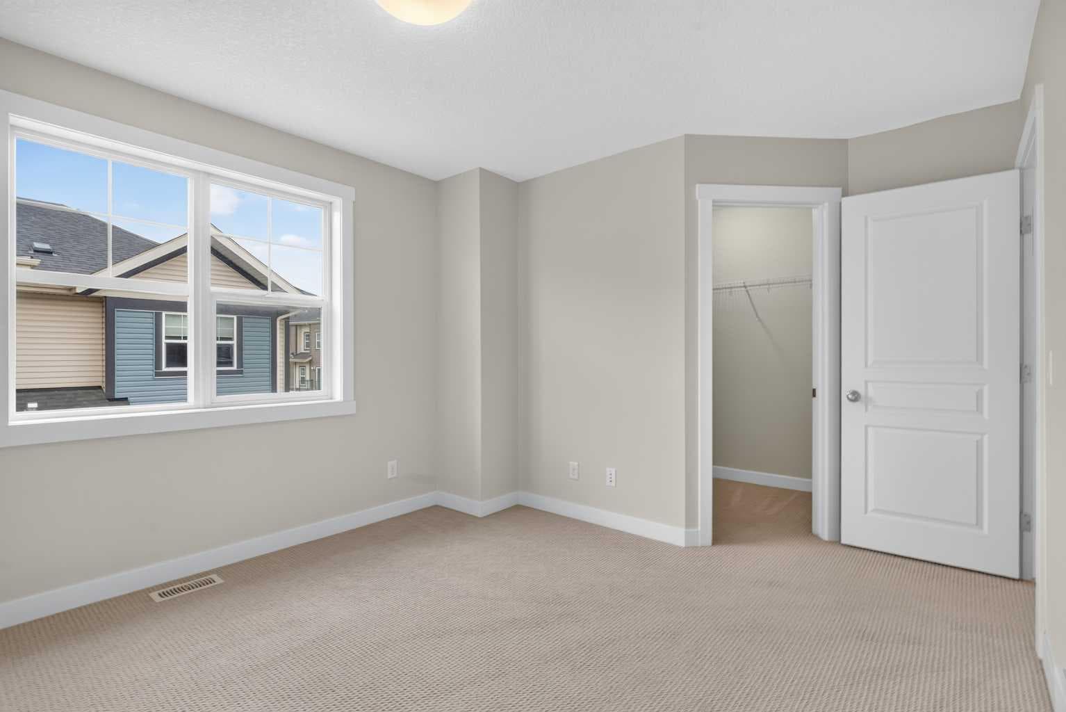 1106 Mckenzie Towne Row SE