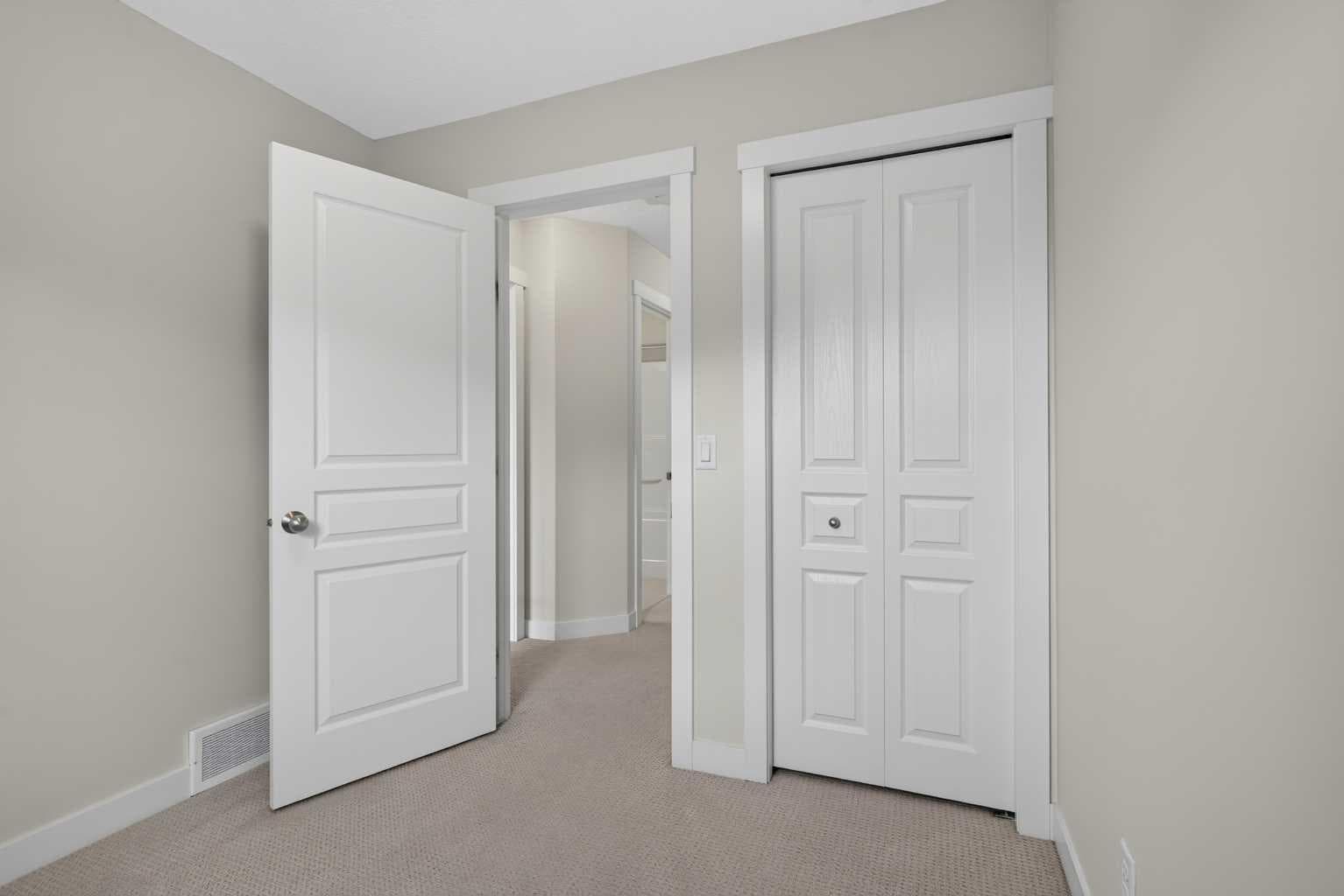 1106 Mckenzie Towne Row SE