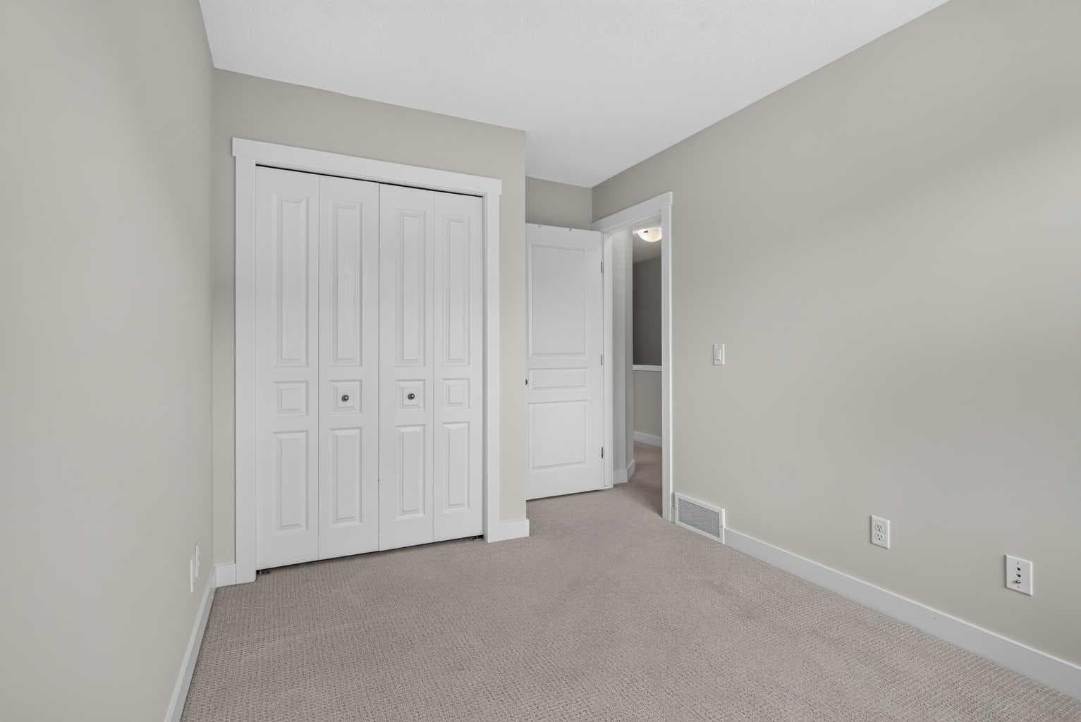 1106 Mckenzie Towne Row SE