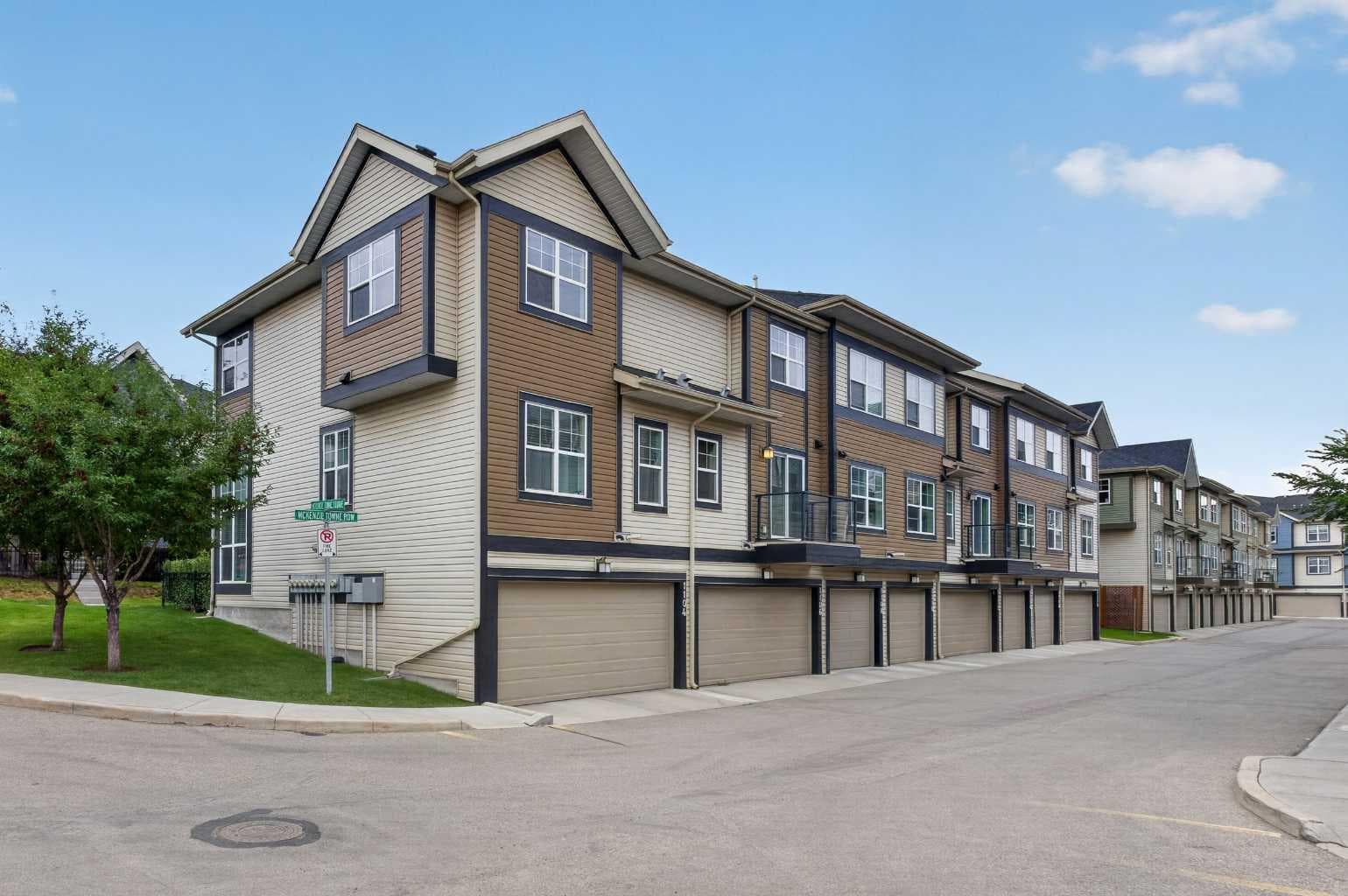 1106 Mckenzie Towne Row SE