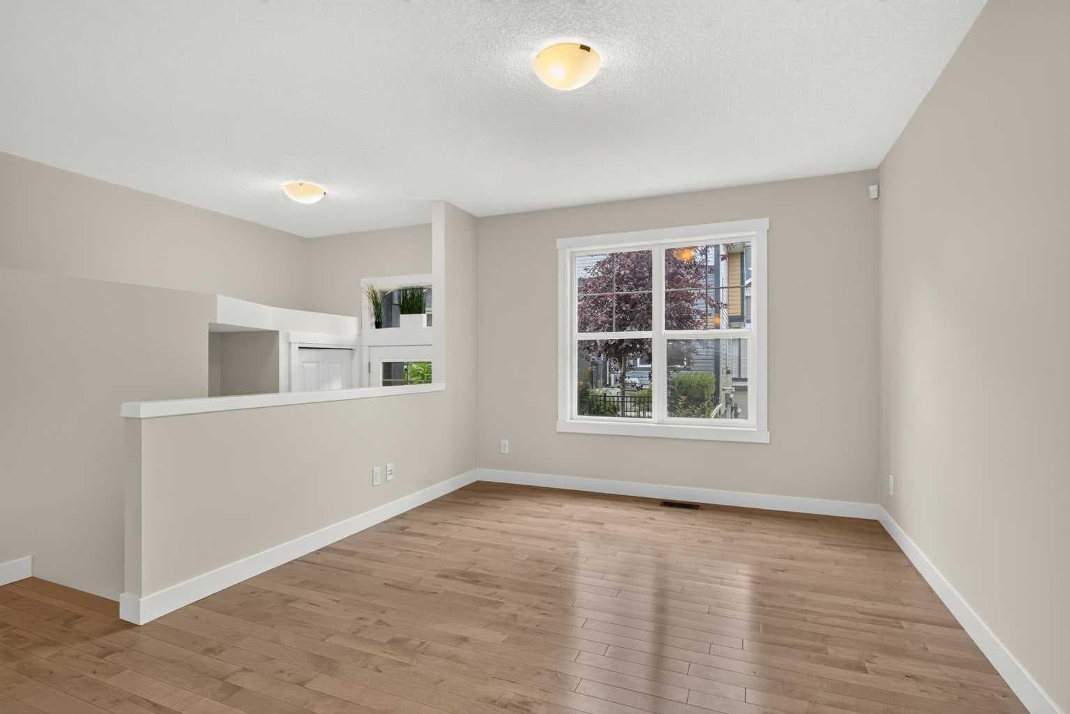 1106 Mckenzie Towne Row SE