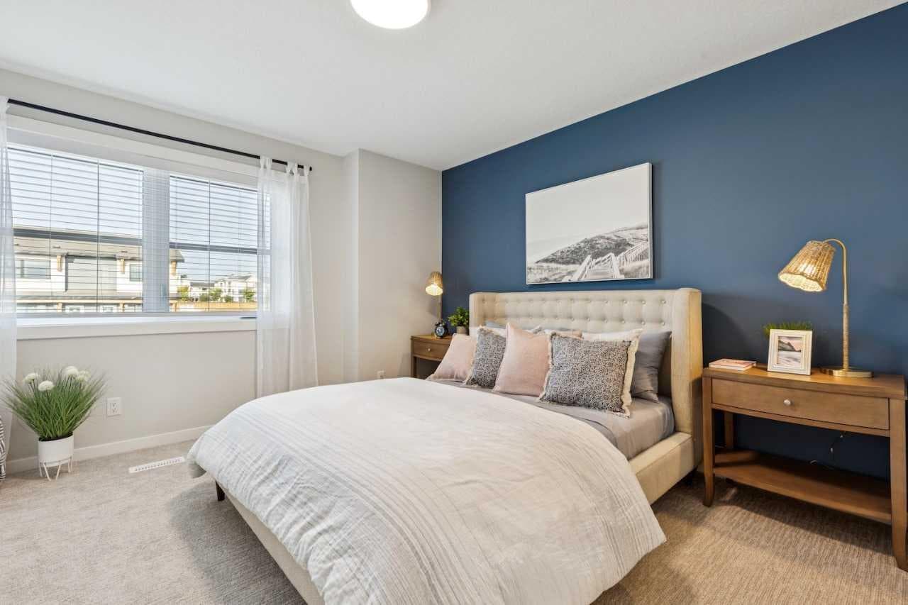 810, 135 Mahogany Parade SE
