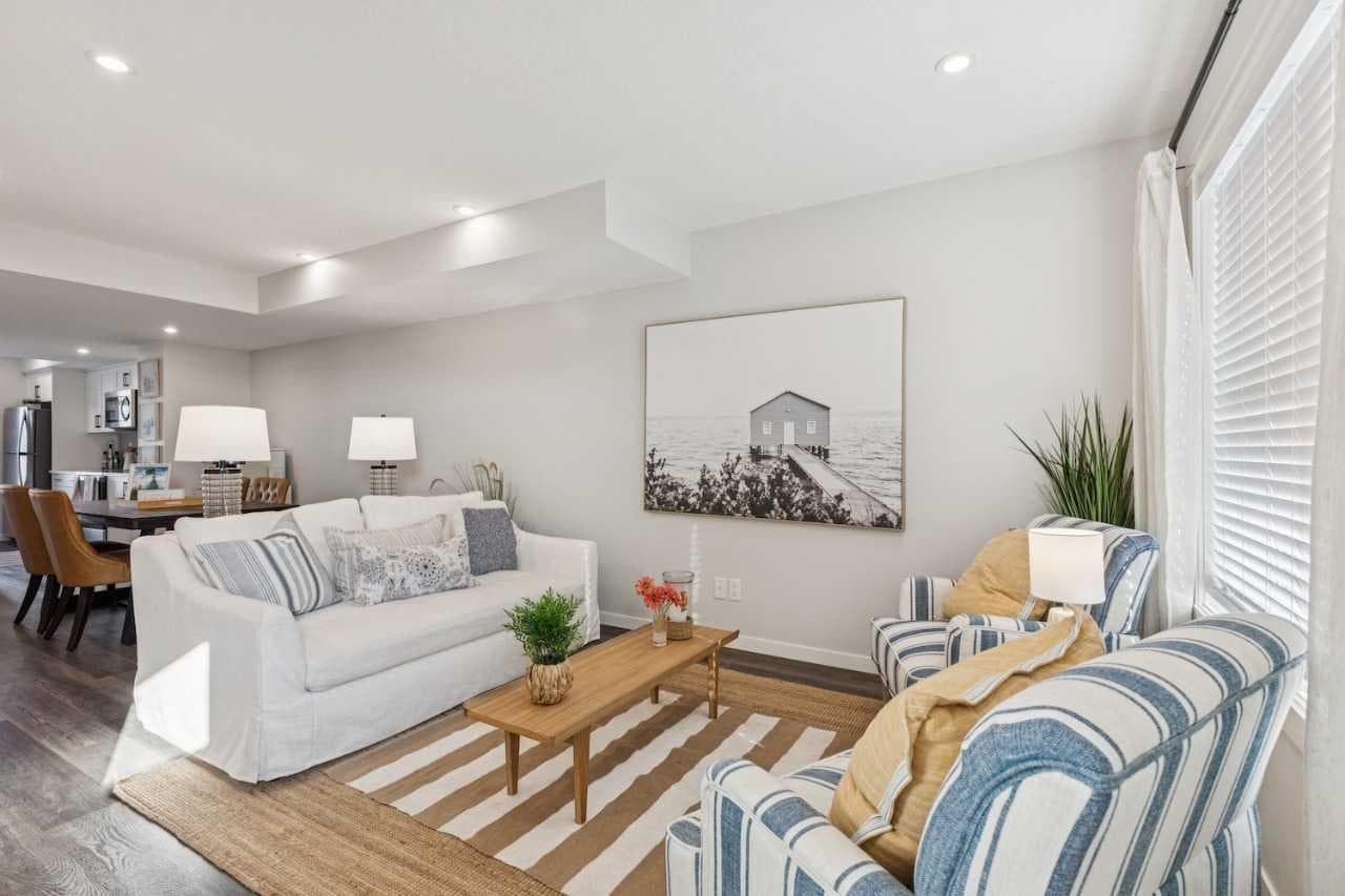 810, 135 Mahogany Parade SE
