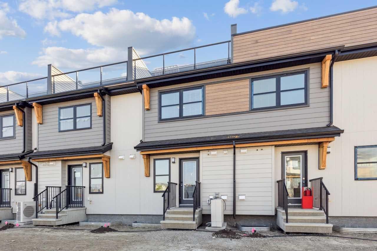 810, 135 Mahogany Parade SE
