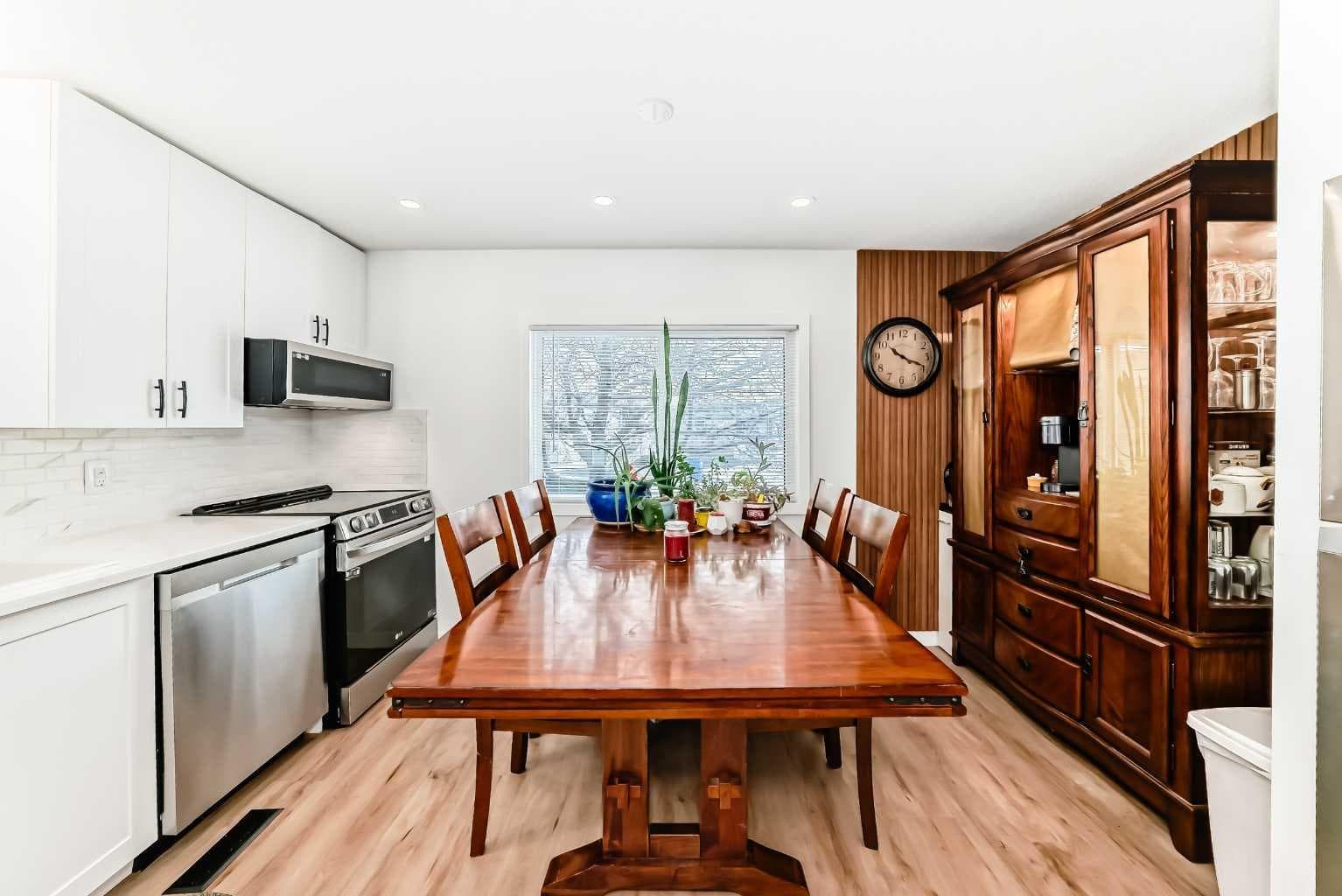 189, 99 Arbour Lake Road NW