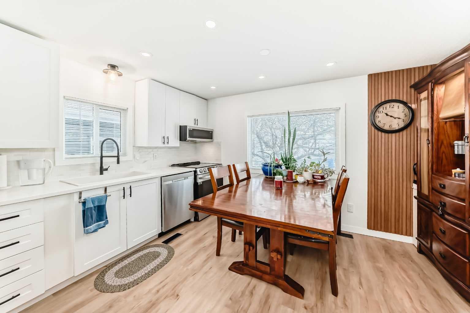 189, 99 Arbour Lake Road NW