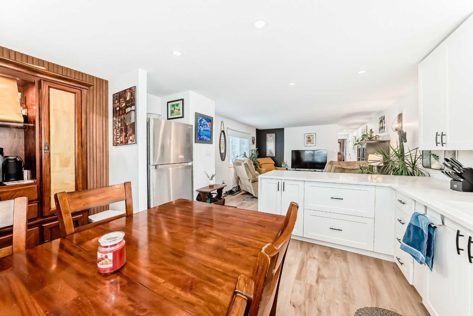 189, 99 Arbour Lake Road NW