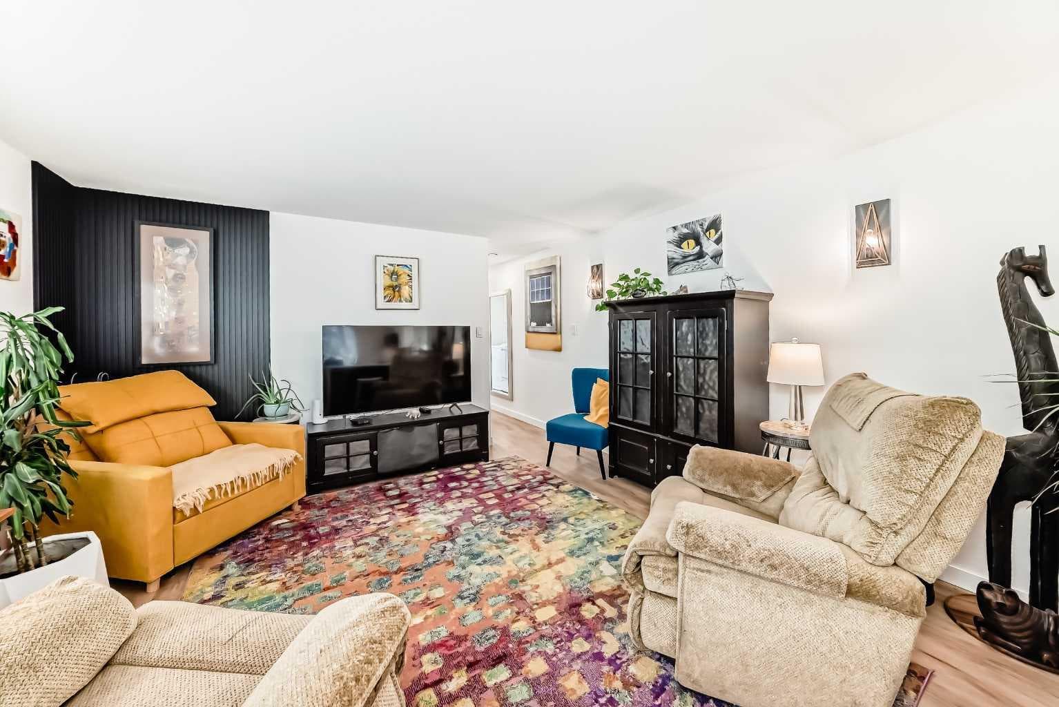 189, 99 Arbour Lake Road NW