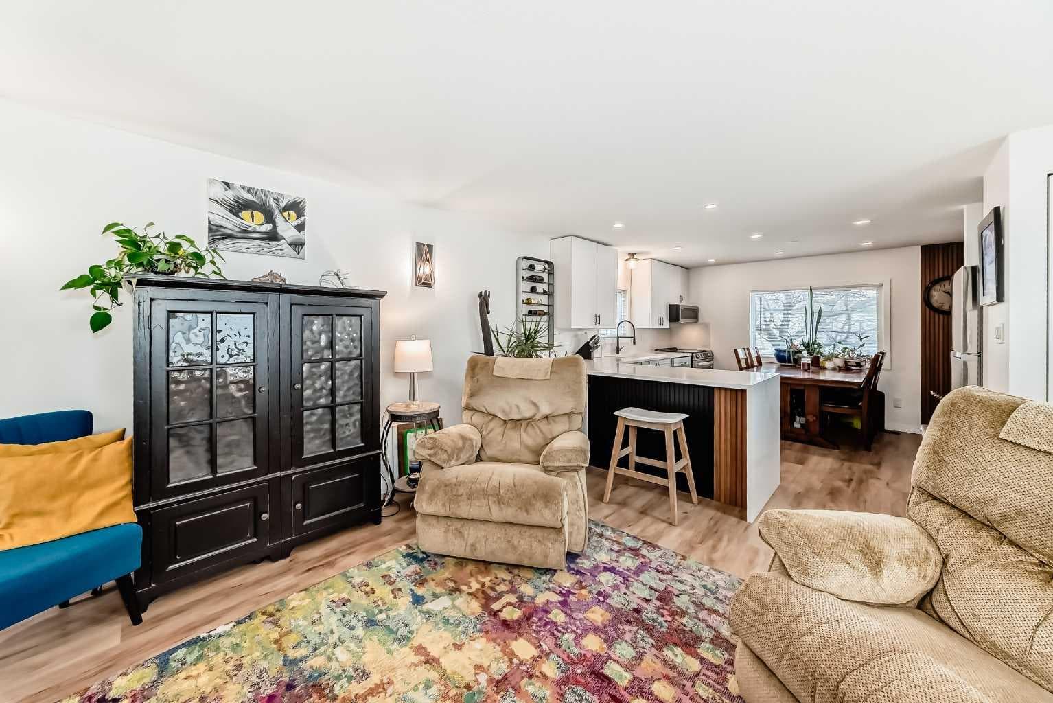 189, 99 Arbour Lake Road NW