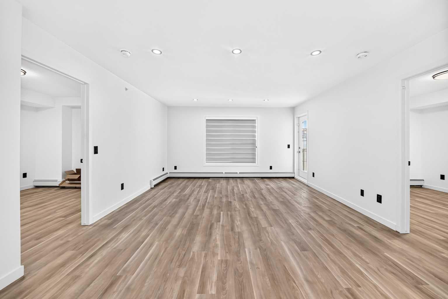 411, 2000 Applevillage Court SE