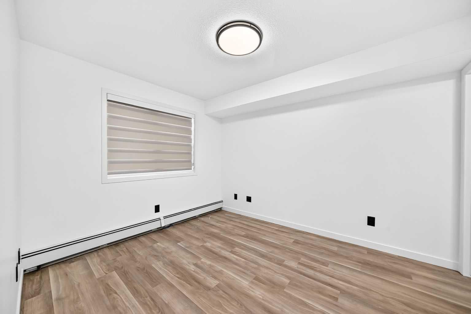 411, 2000 Applevillage Court SE