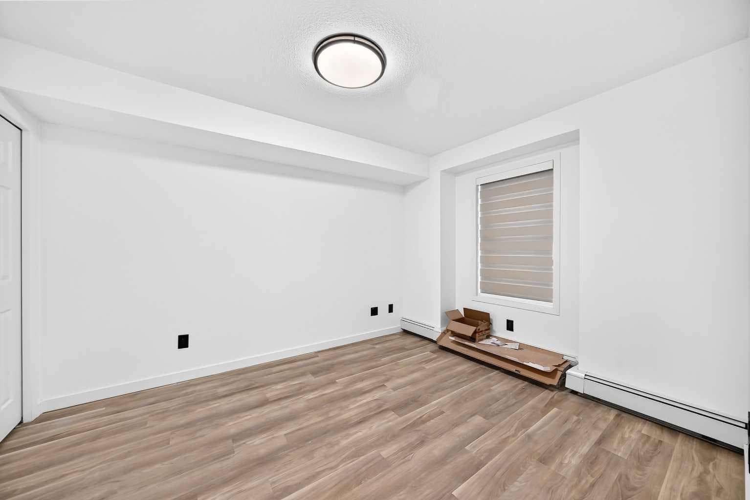 411, 2000 Applevillage Court SE
