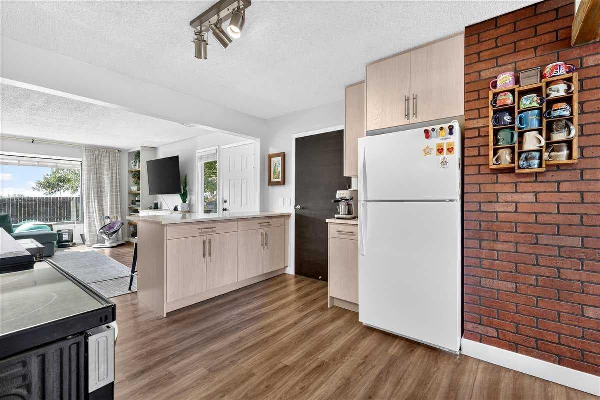 227 Lynnwood Drive SE