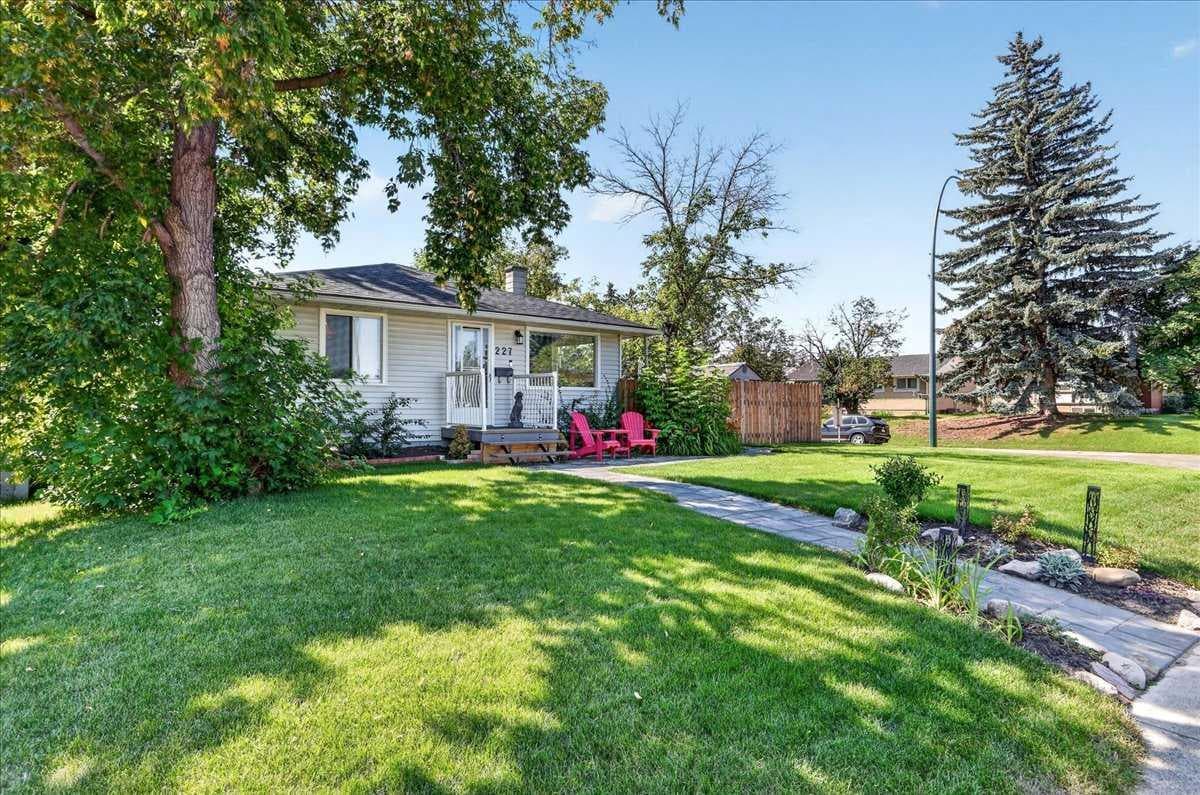 227 Lynnwood Drive SE