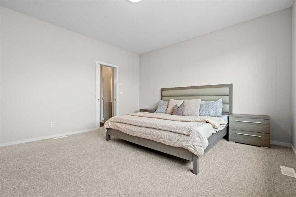 12 Southwinds Common SW