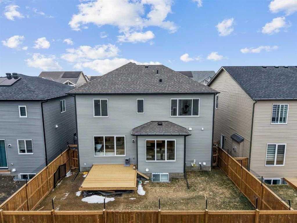 12 Southwinds Common SW