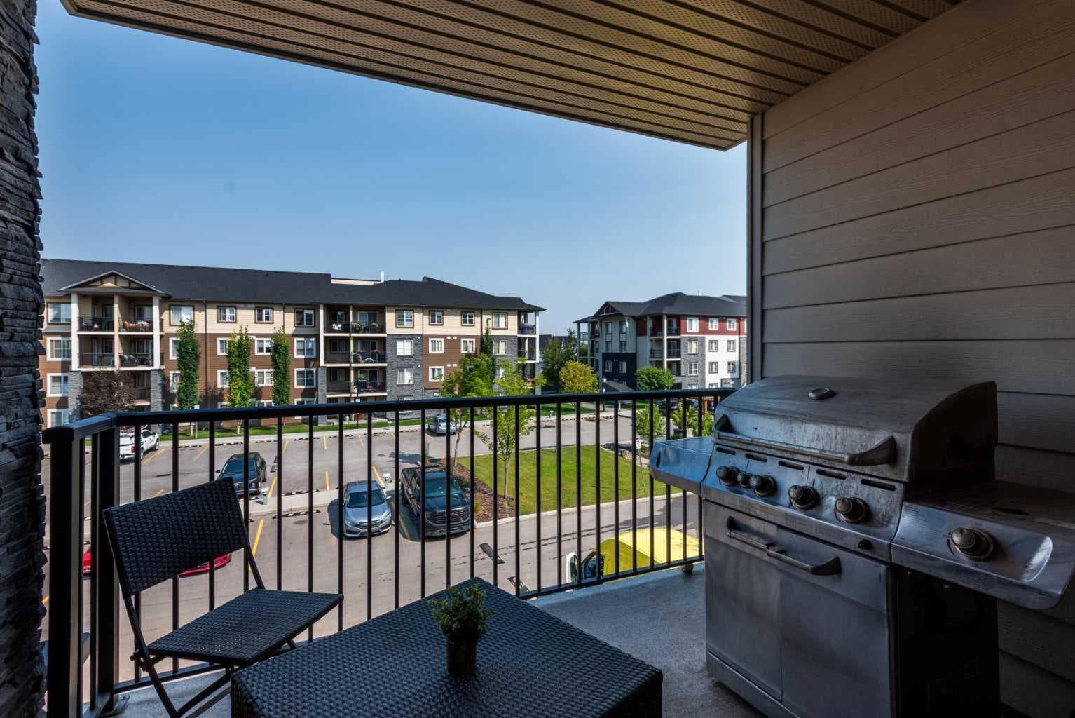 3319, 81 Legacy Boulevard SE