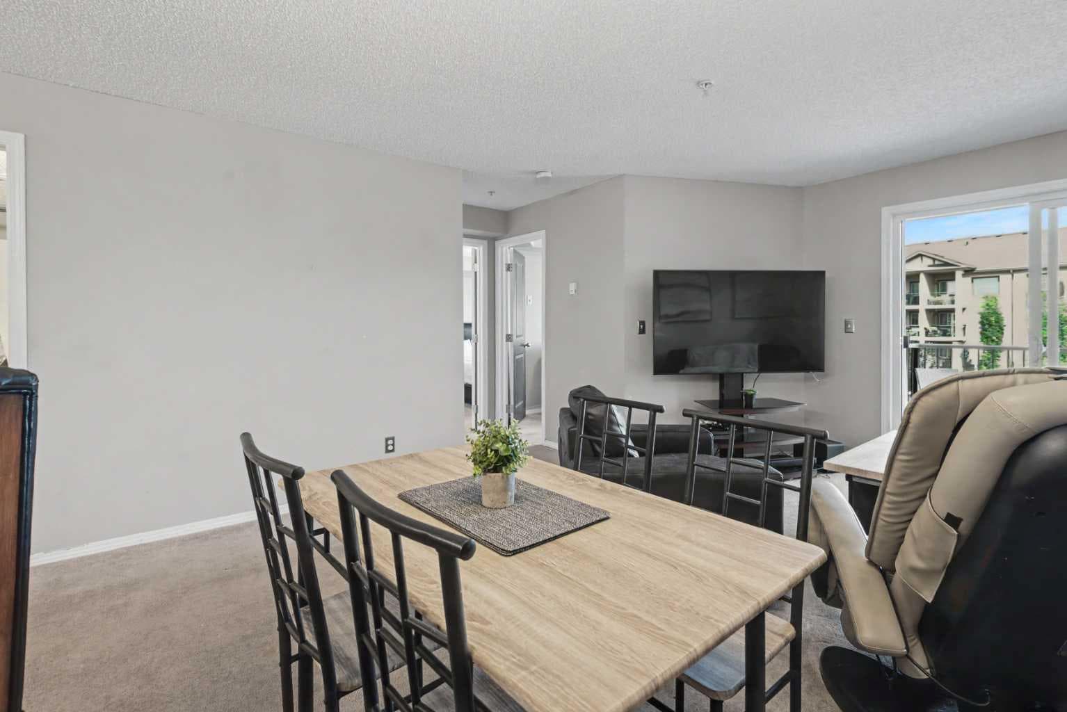 3319, 81 Legacy Boulevard SE