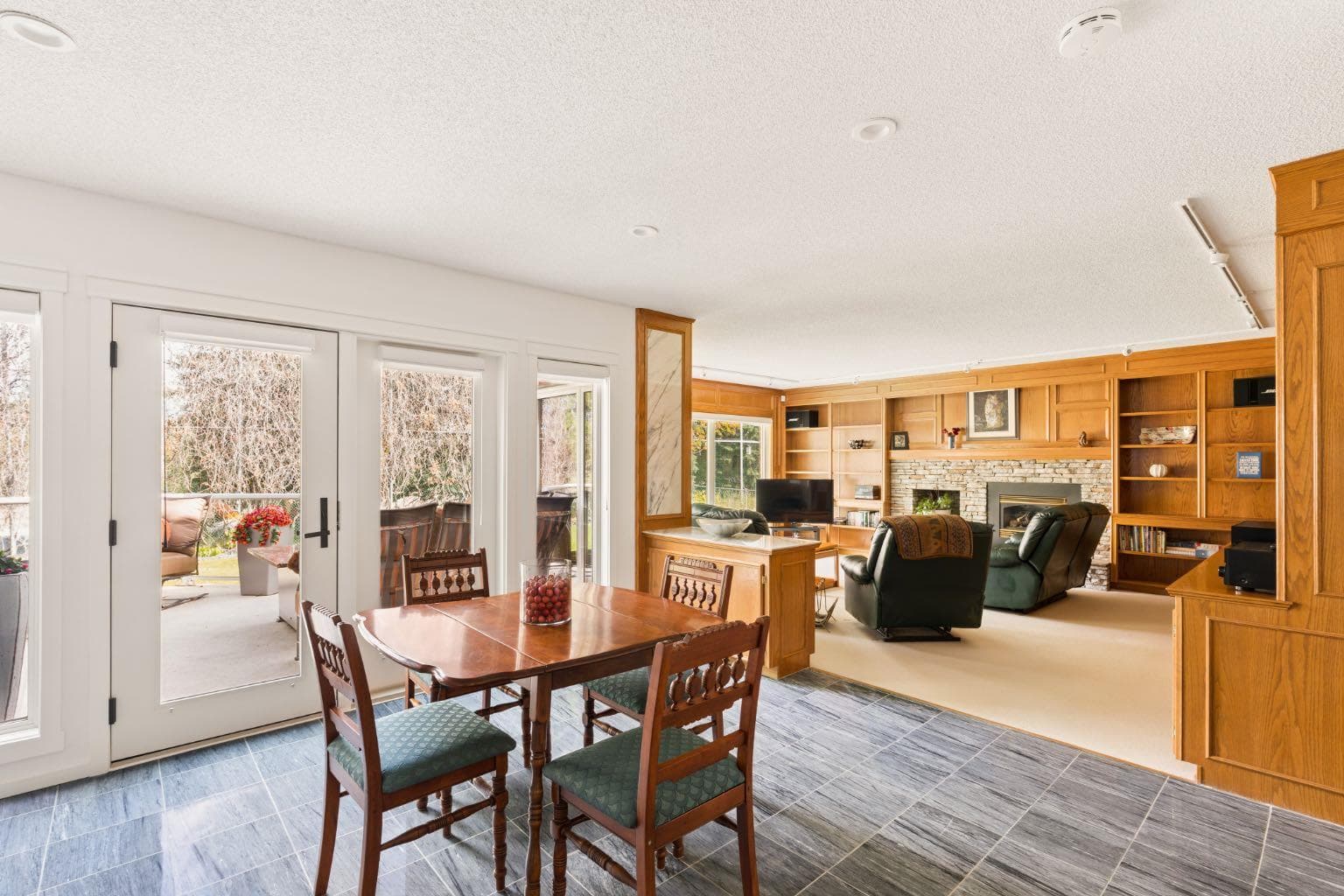 880 Shawnee Drive SW