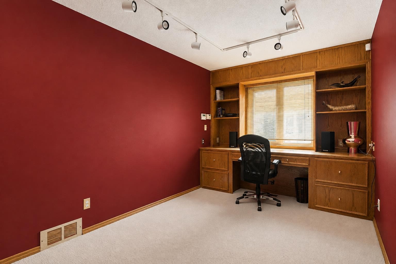 880 Shawnee Drive SW
