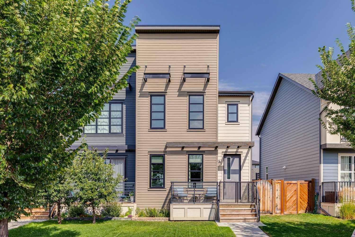 1301 Walden Drive SE