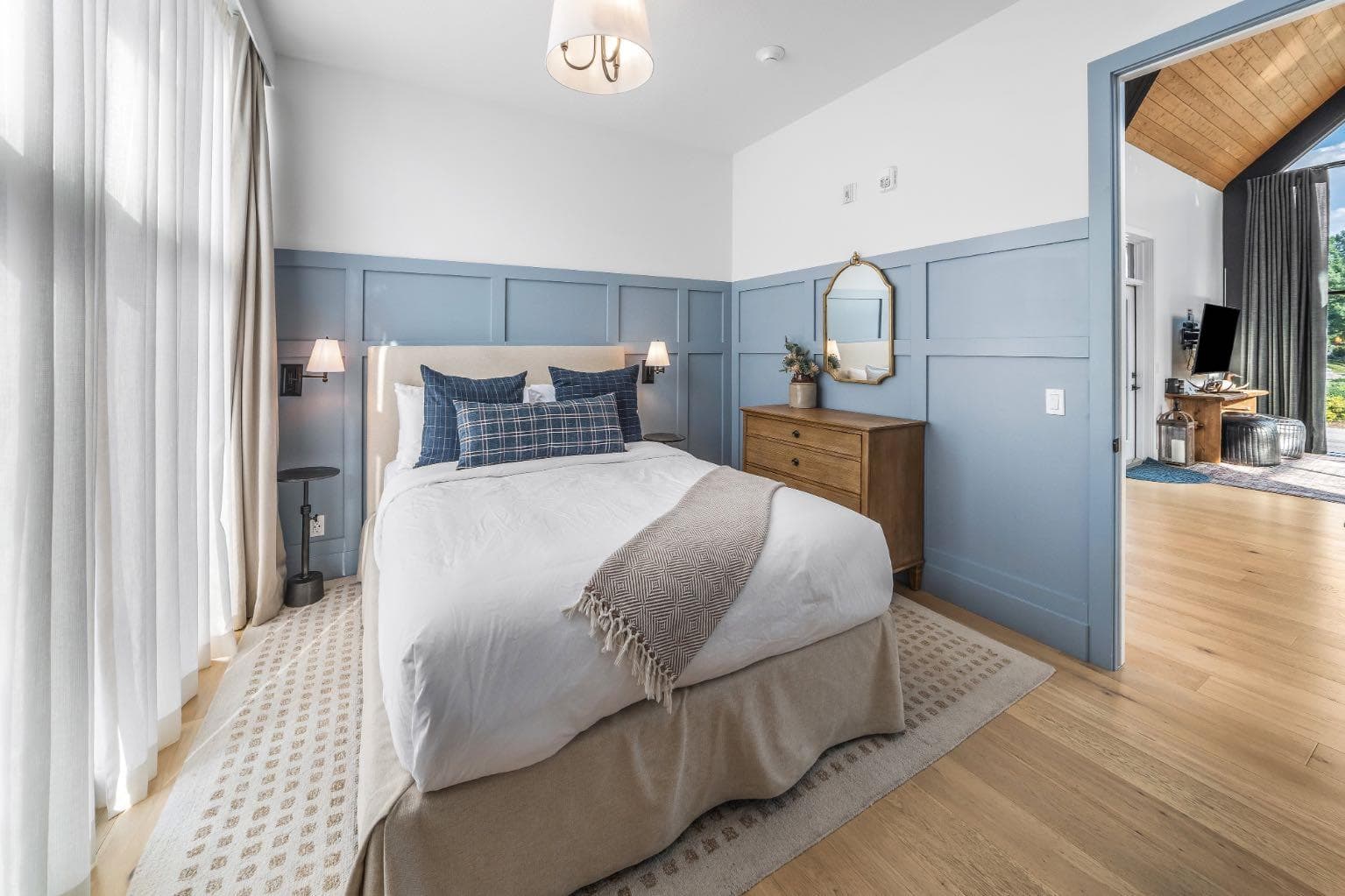 21 & 22, 108 Montane Road 