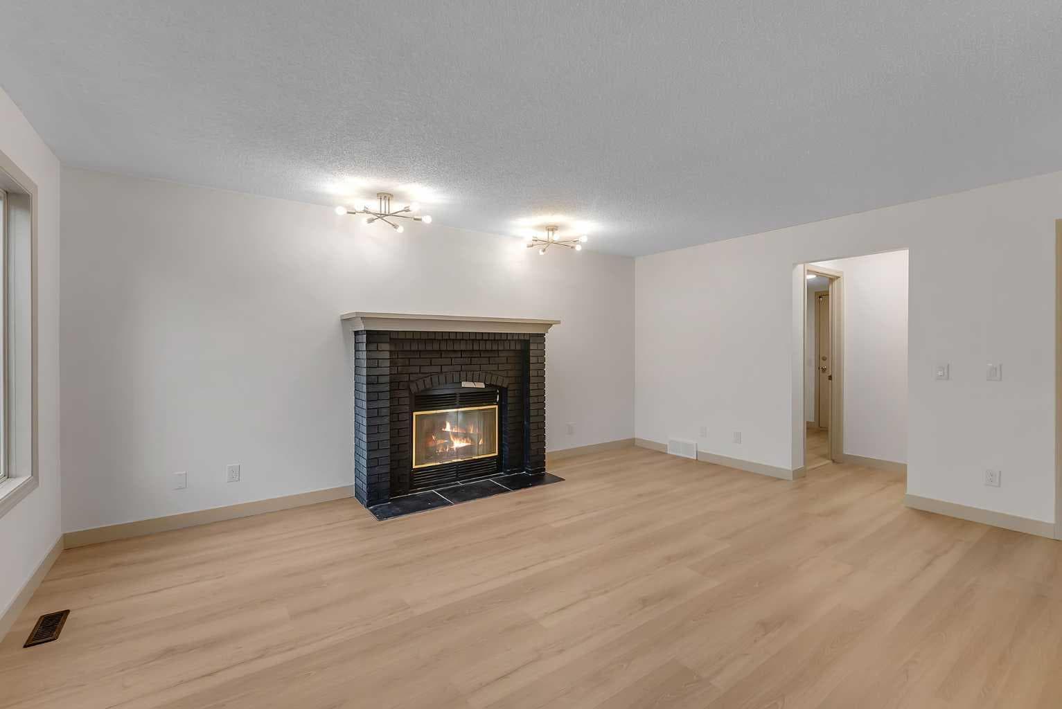 12 Diamond Terrace SE