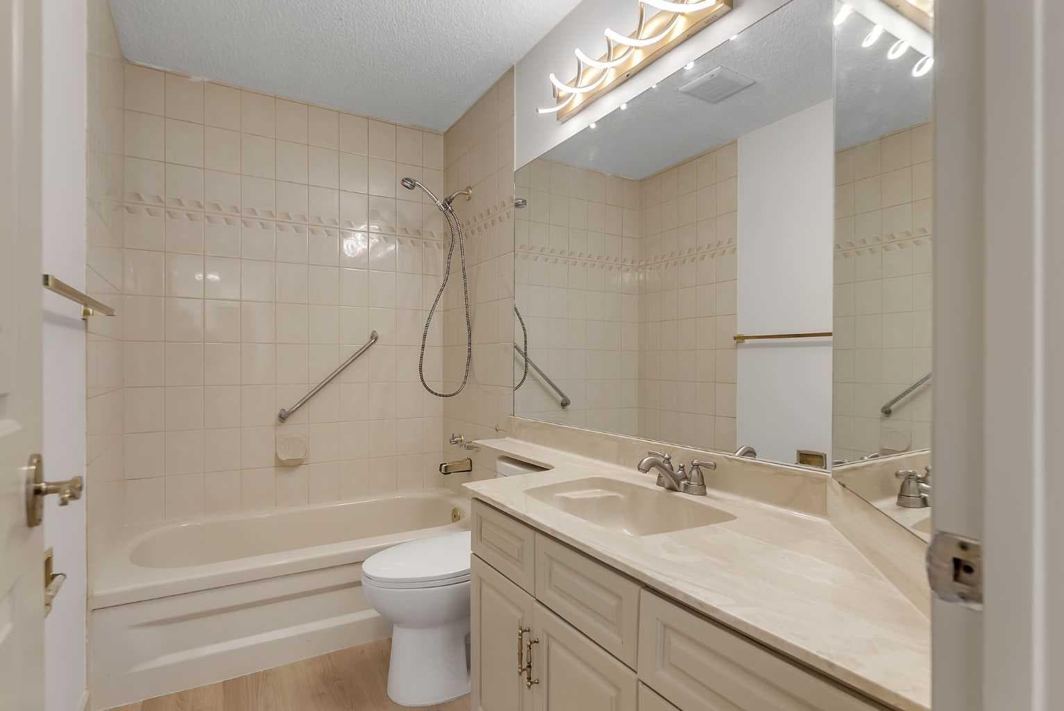12 Diamond Terrace SE