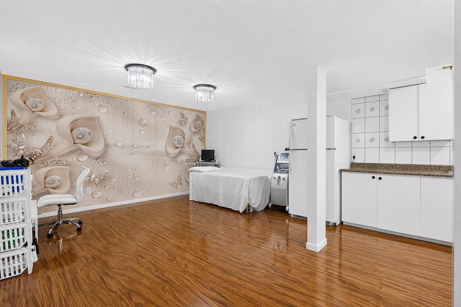 53 Martha's Place NE