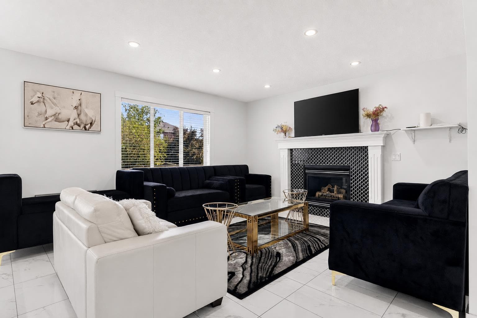 53 Martha's Place NE