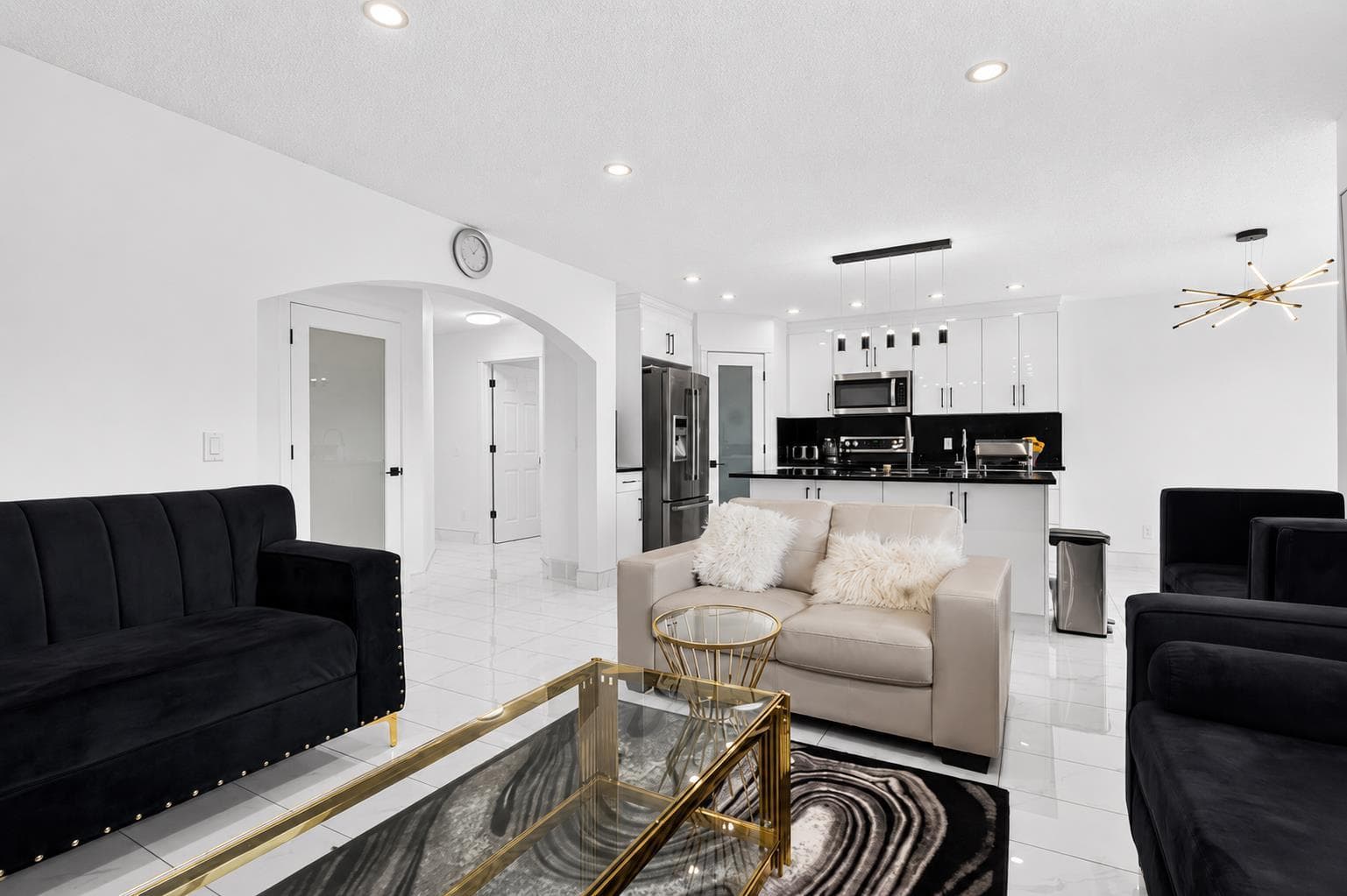 53 Martha's Place NE