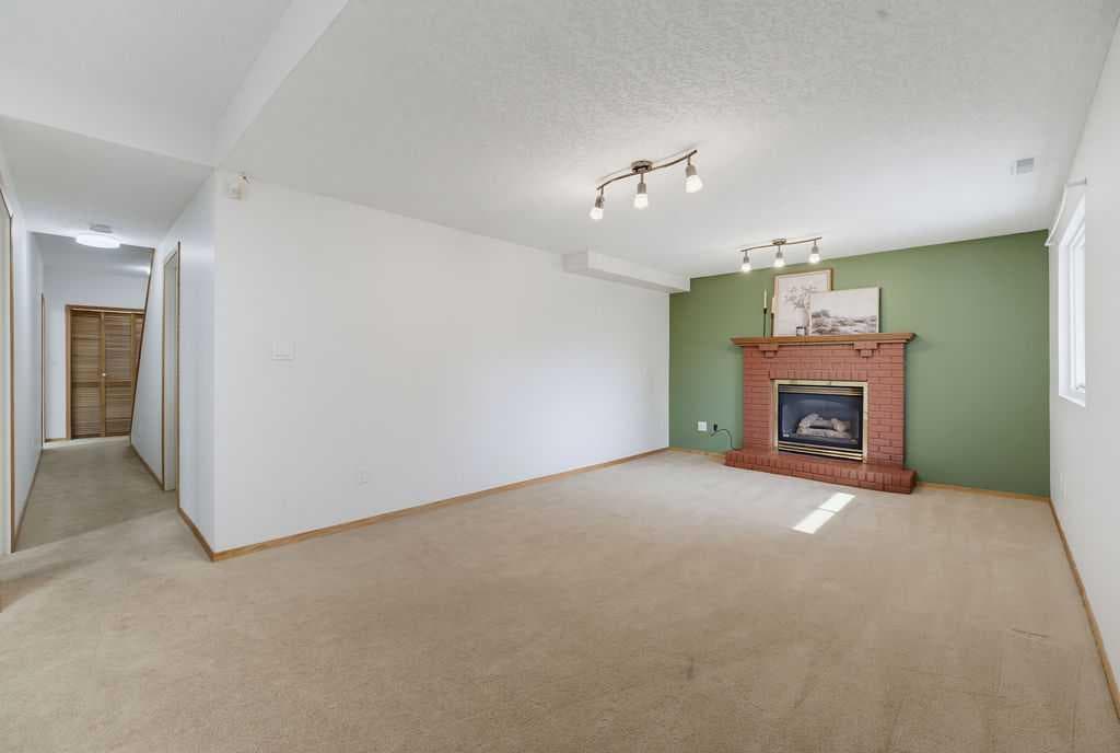 23 Hawksbrow Road NW
