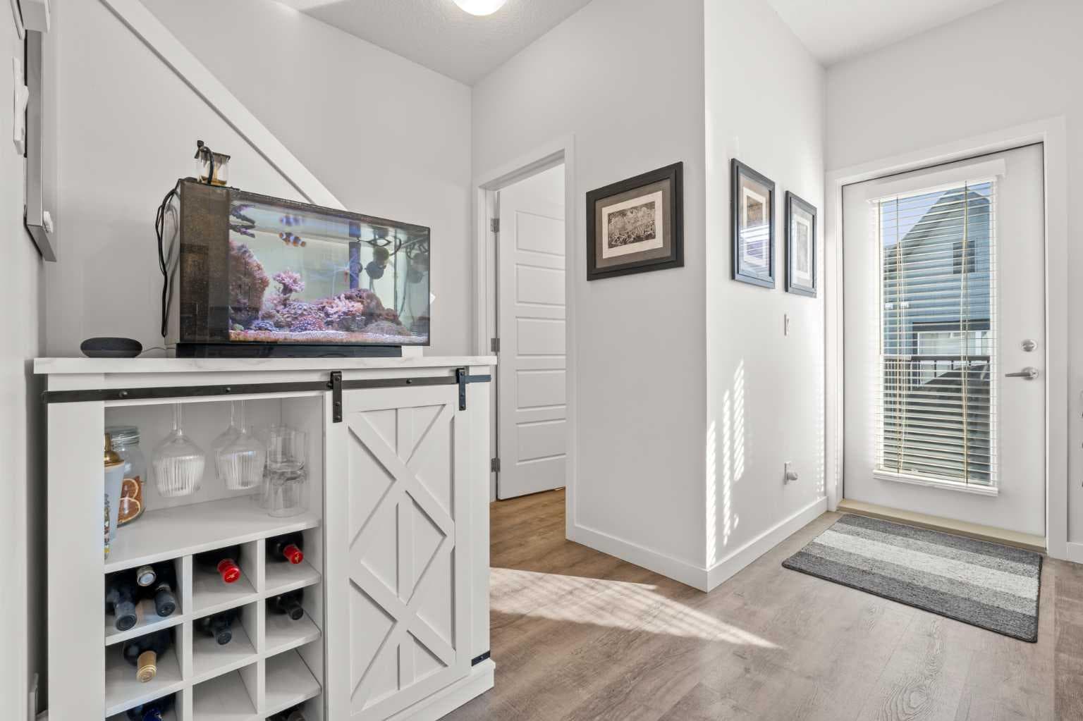 108, 75 Evanscrest Common NW