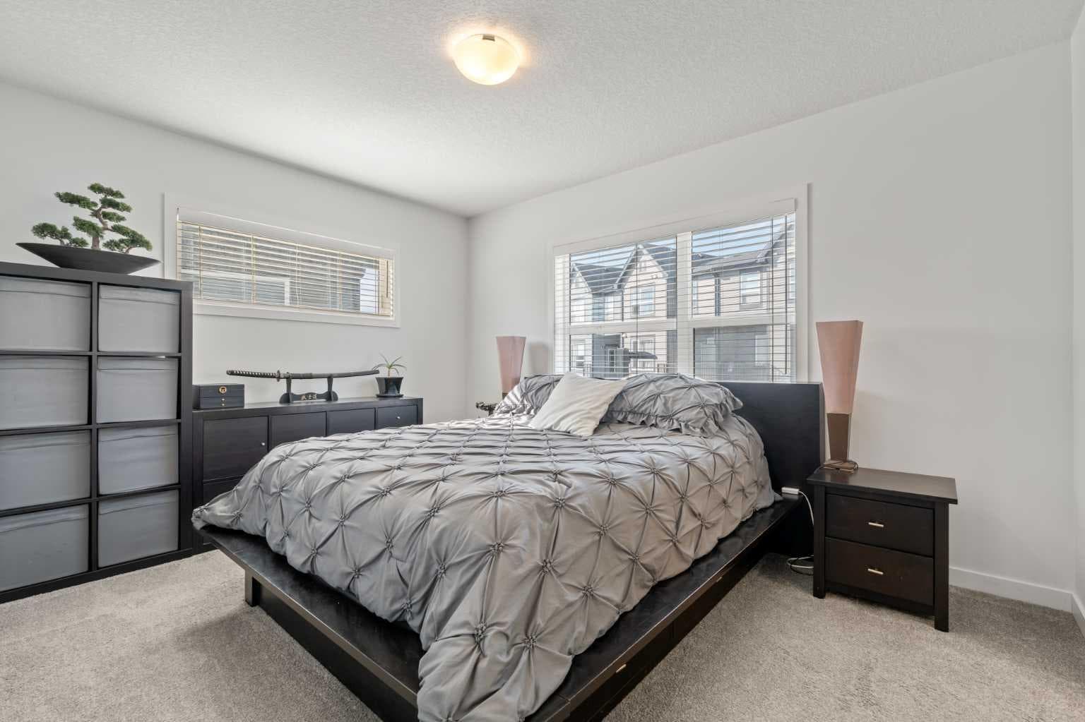 108, 75 Evanscrest Common NW