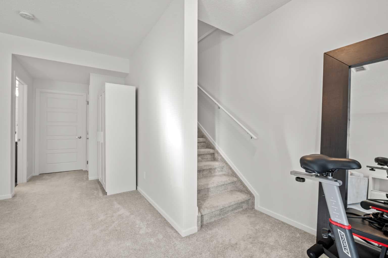 108, 75 Evanscrest Common NW