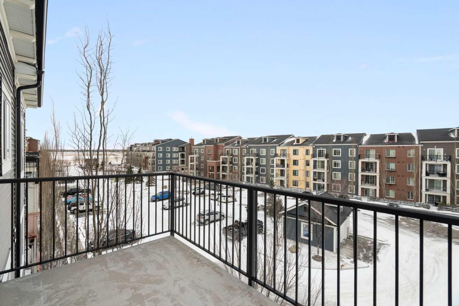 1411, 99 Copperstone Park SE