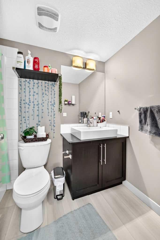 1106, 155 Skyview Ranch Way NE