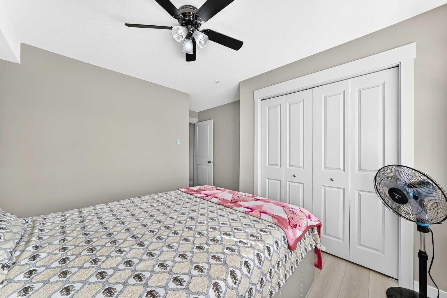 1106, 155 Skyview Ranch Way NE
