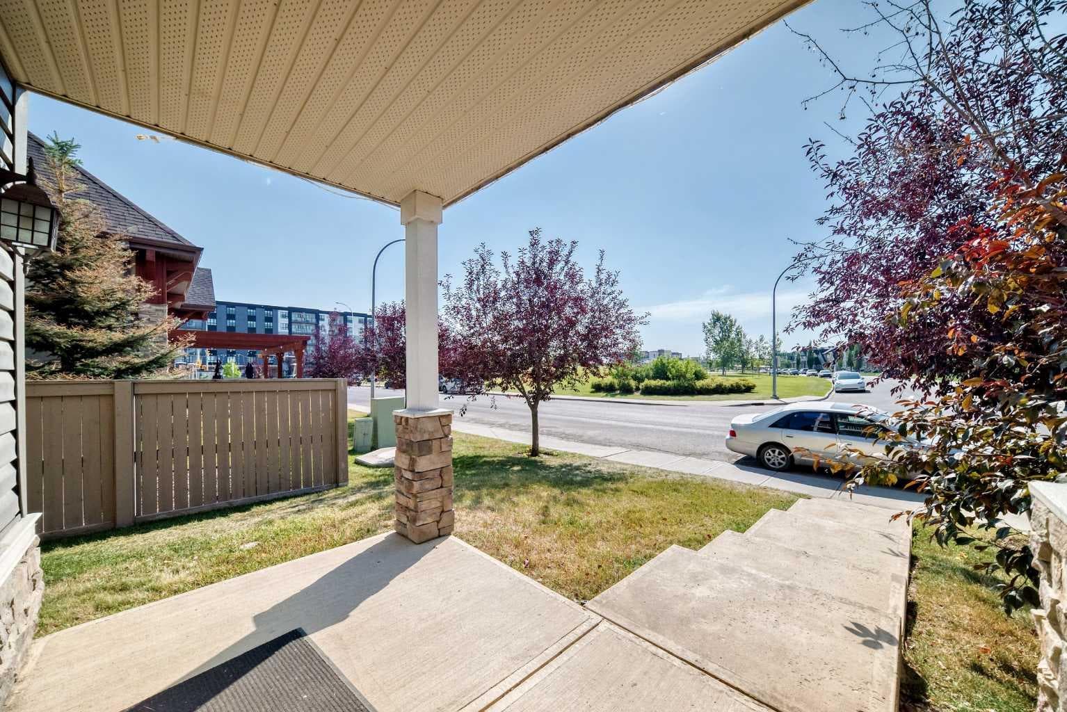 1106, 155 Skyview Ranch Way NE