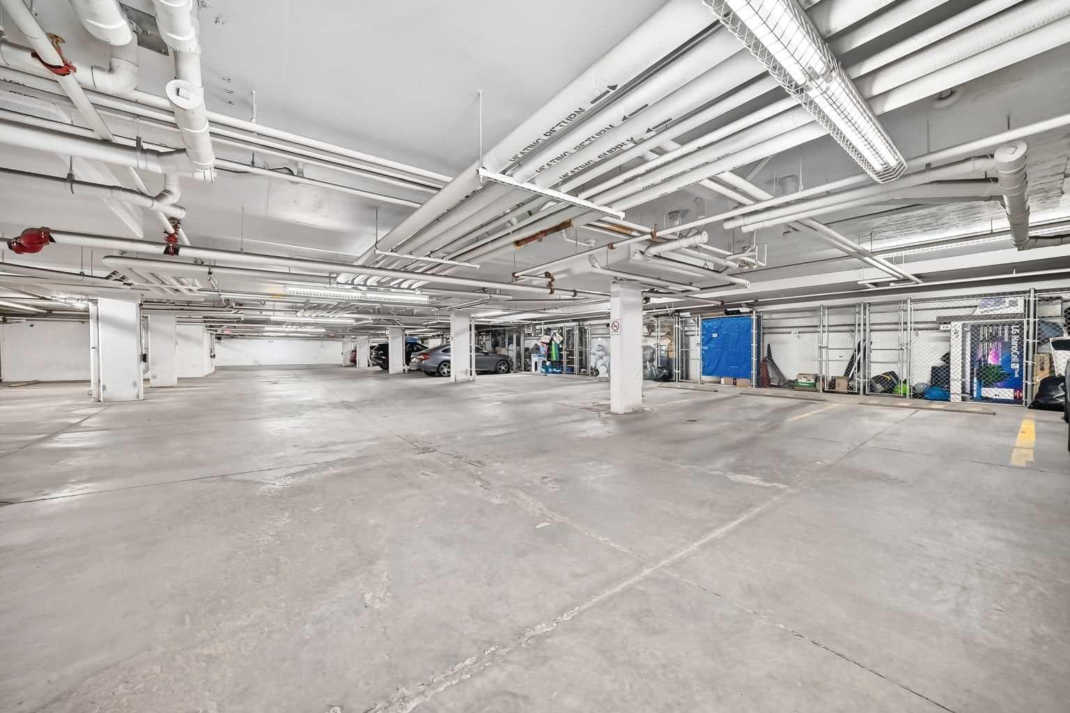 1106, 155 Skyview Ranch Way NE