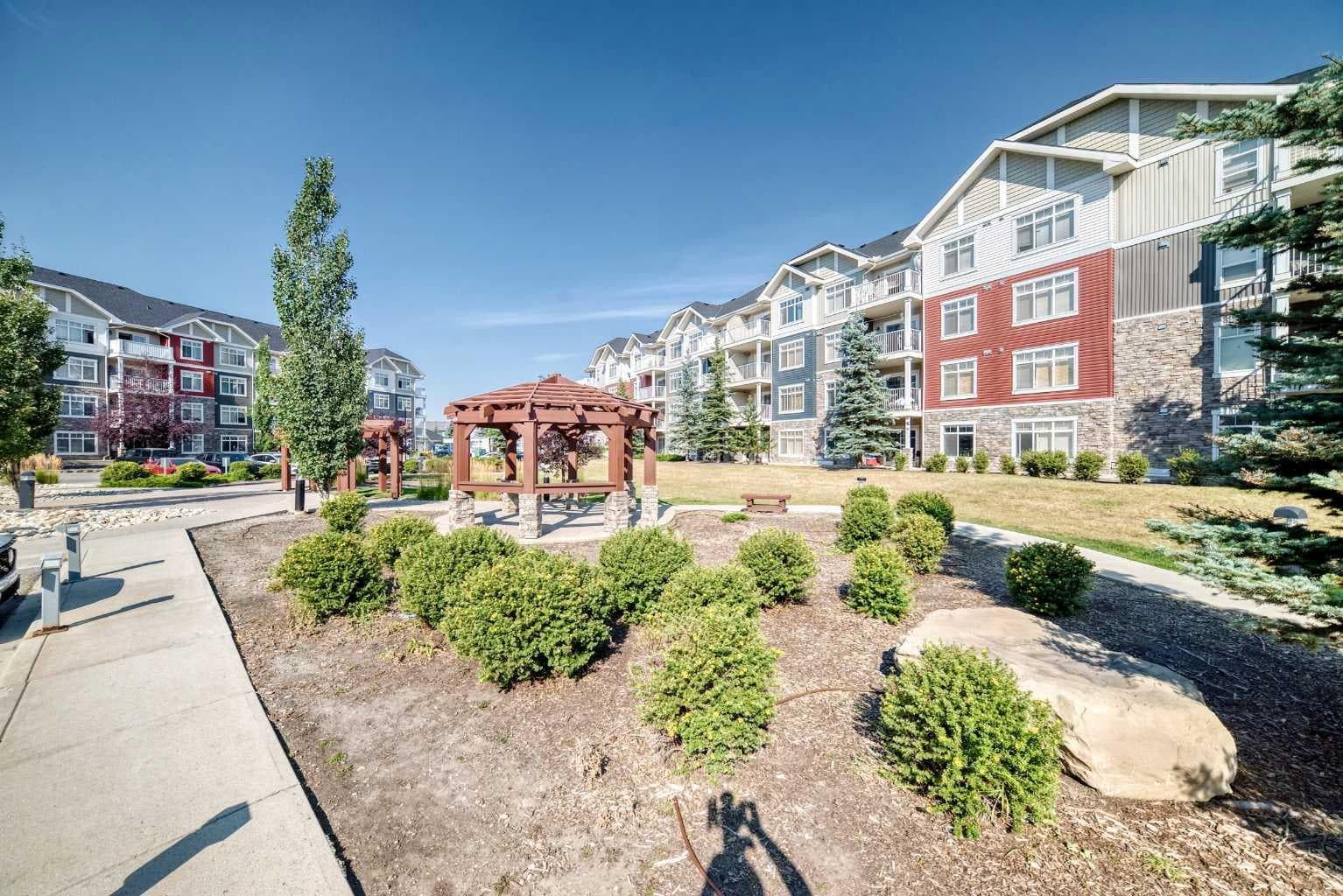 1106, 155 Skyview Ranch Way NE
