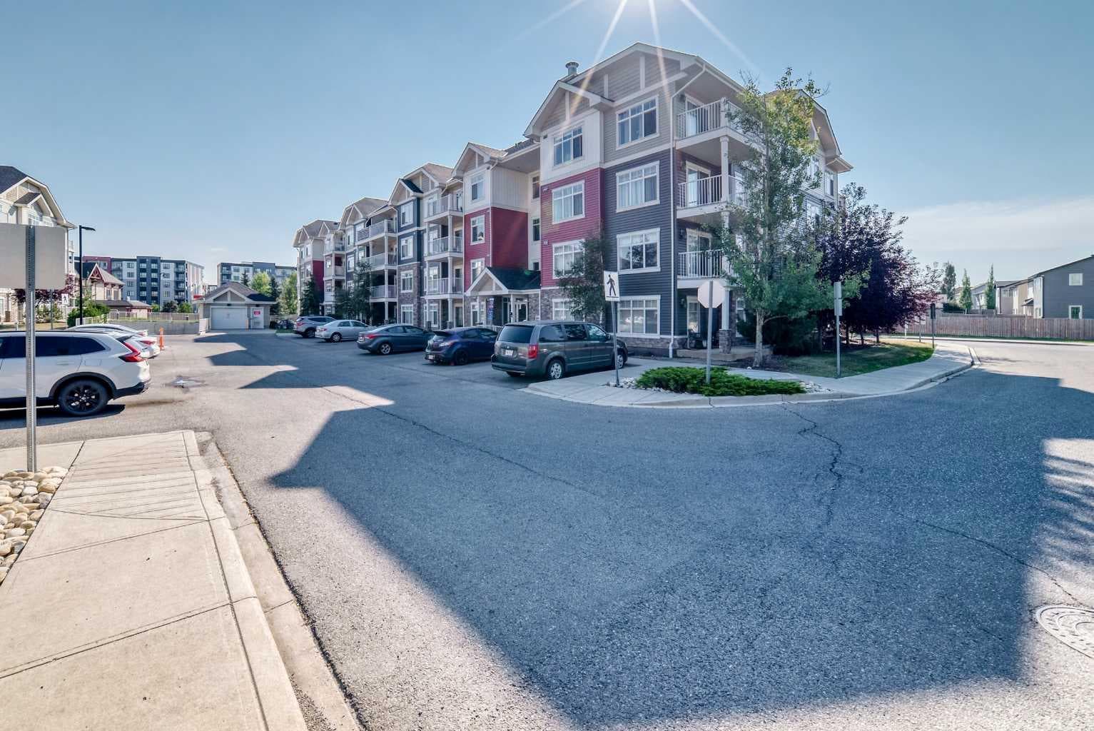 1106, 155 Skyview Ranch Way NE