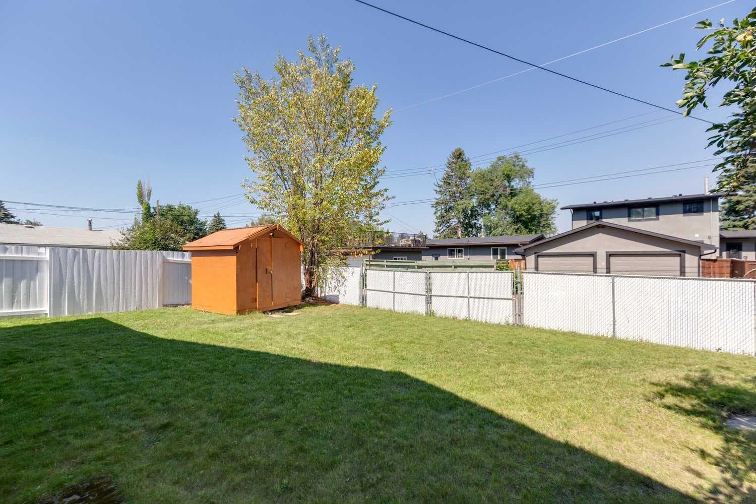 249 Wascana Crescent SE