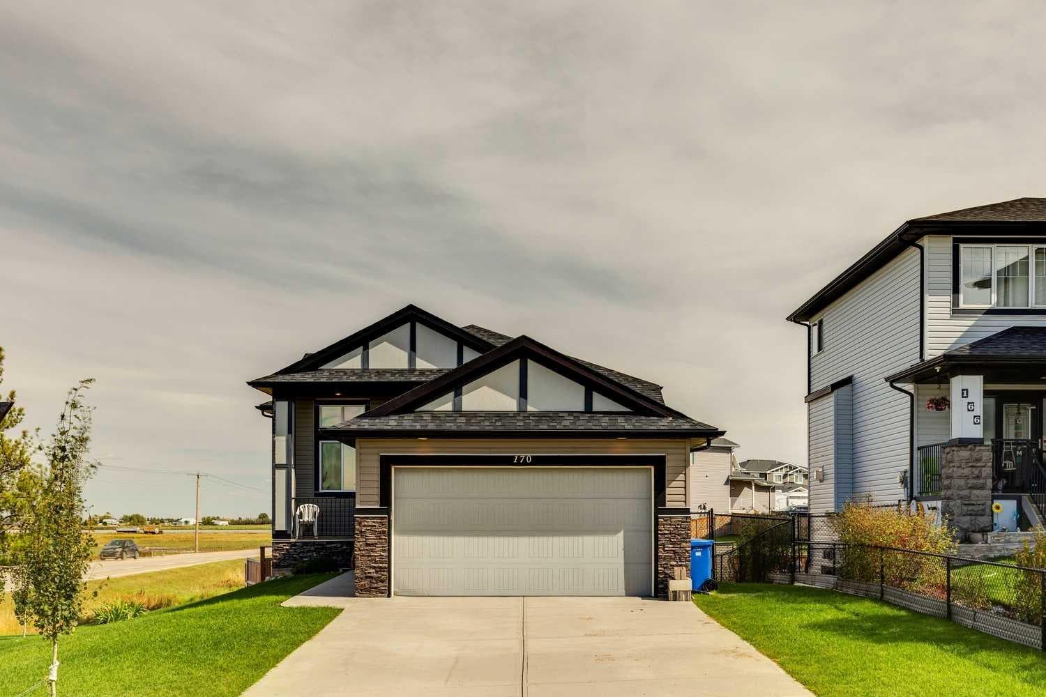 170 Hanson Drive NE