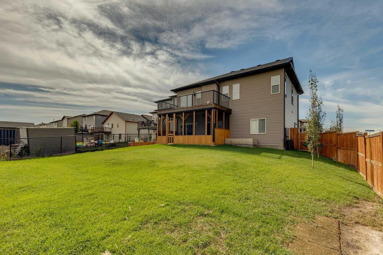 170 Hanson Drive NE